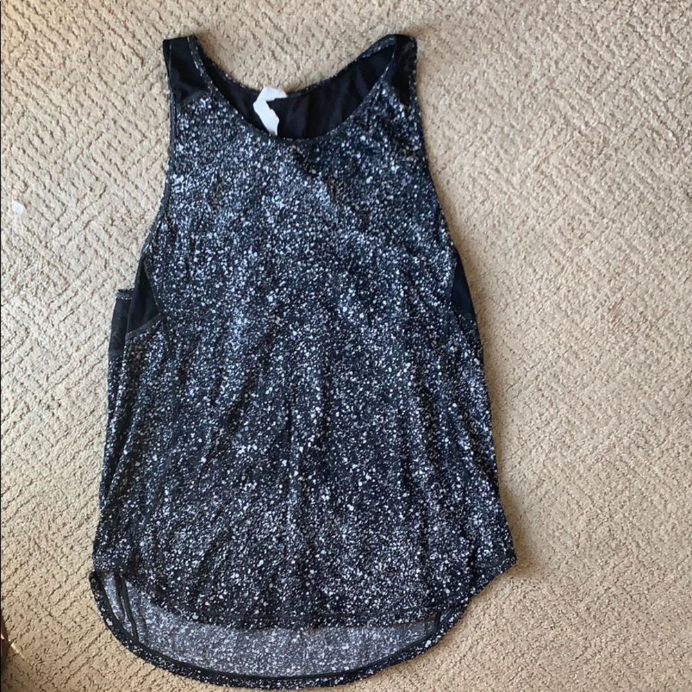 Lululemon tank top